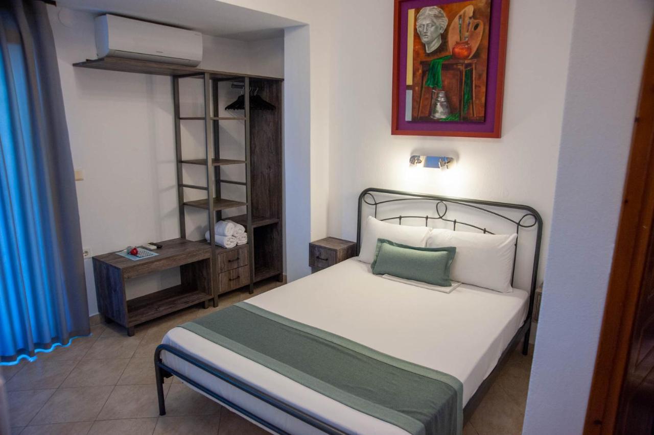 Alexandros Hotel Apartments วูร์วูรู ภายนอก รูปภาพ