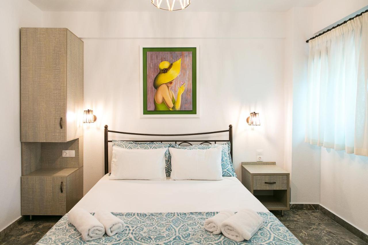 Alexandros Hotel Apartments วูร์วูรู ภายนอก รูปภาพ