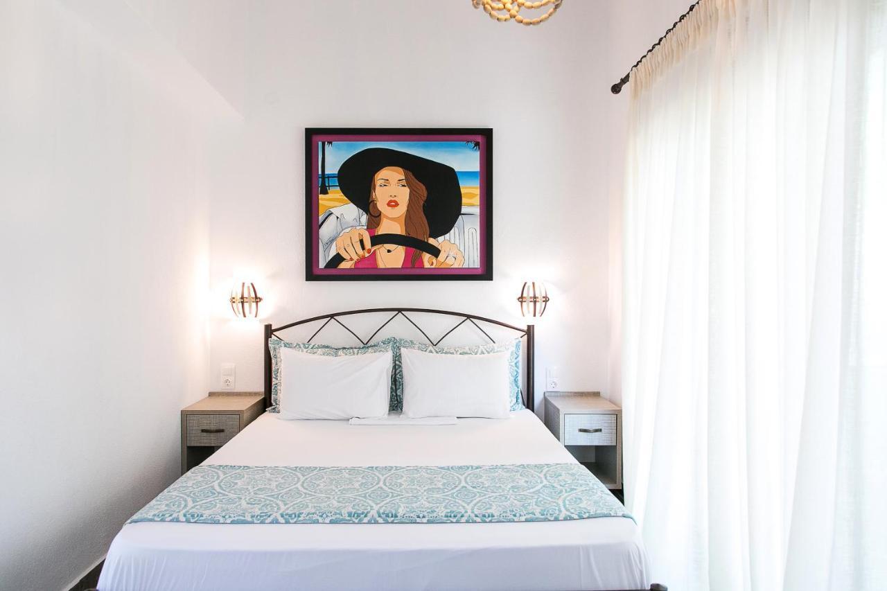 Alexandros Hotel Apartments วูร์วูรู ภายนอก รูปภาพ